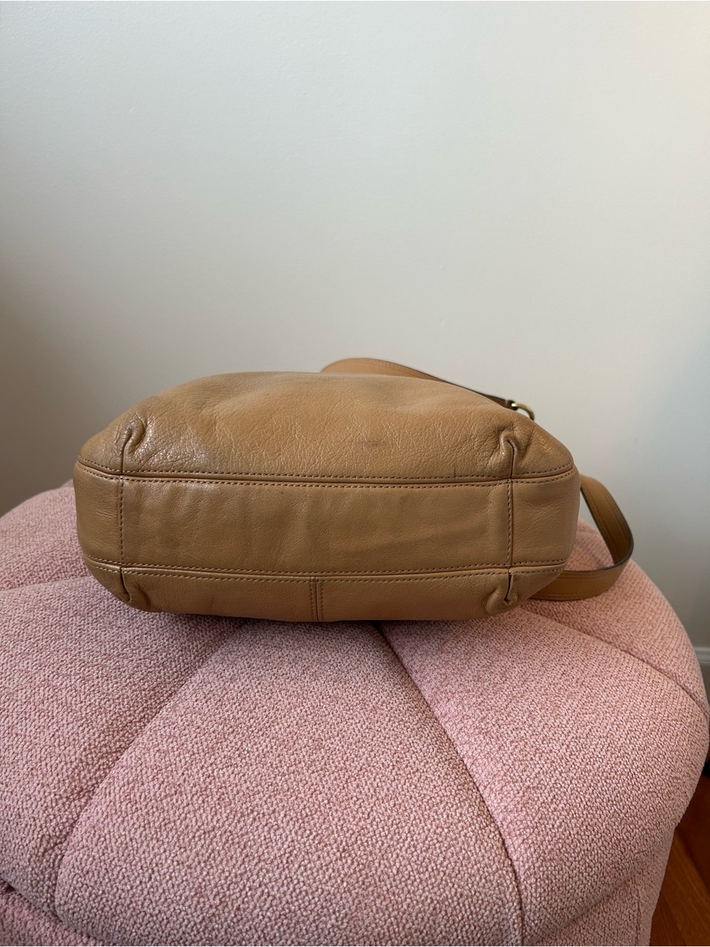 Coach Ashley Leather Hippie Bag in Camel - Picture 6 of 11